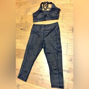 CVG Capri Leggings and Bra Set